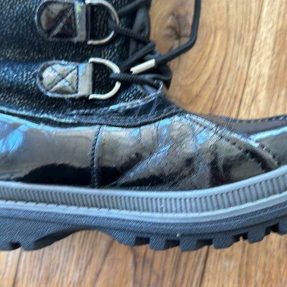 Khombu "Quechee Stingray" Black Suede Winter Boots Size 5M - Picture 7 of 10